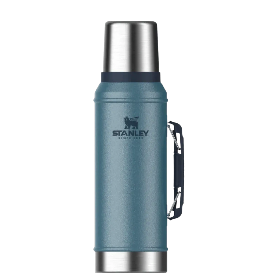 TERMO STANLEY INOXIDABLE CLASSIC CON MANIJA Y TAPÓN CEBADOR 940ML