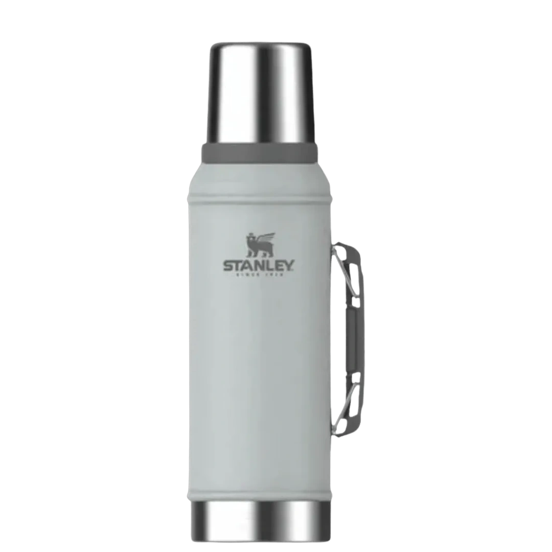 TERMO STANLEY INOXIDABLE CLASSIC CON MANIJA Y TAPÓN CEBADOR 940ML